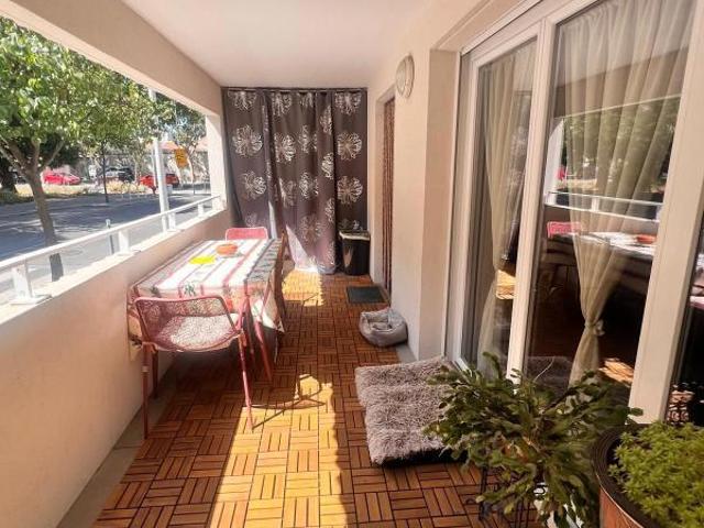 ? T3 contemporain avec terrasse & parking – Résidence récente – Quartier Hoche ?