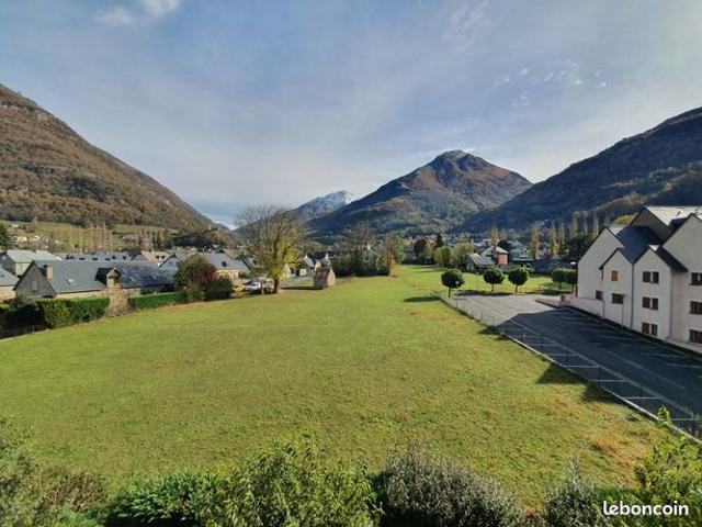 T3 Classique 34 m² avec balcon vue sur le château