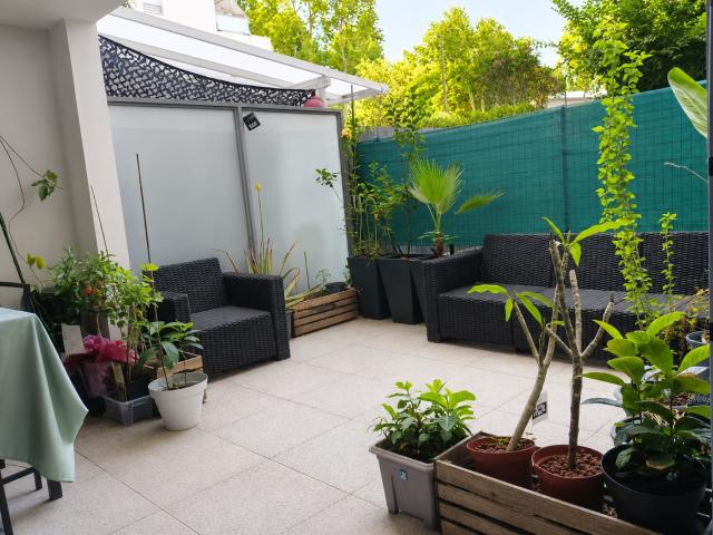 T3 DE 56 M2 AVEC UNE MAGNIFIQUE TERRASSE 13011 A PROXIMITE DU PARC ST CYR