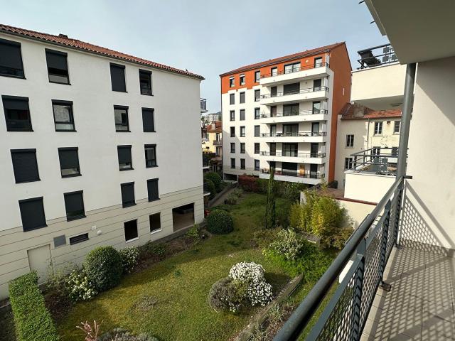 T3 de 68 m2 avec terrasse / Résidence Maupassant / Proche centre ville