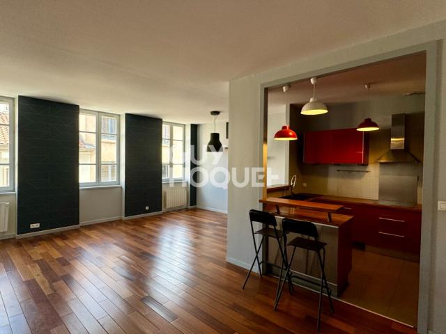 T3 de 80 m2 Secteur Saxe Gambetta