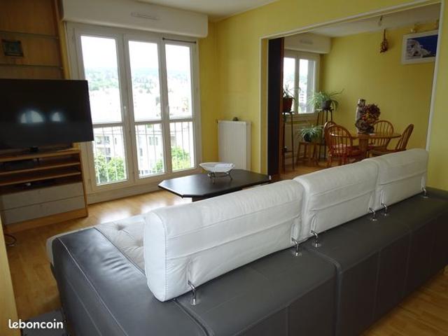 T3 de 81 m² avec parking en centre ville