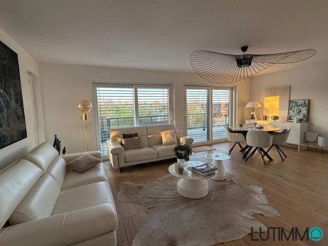 T3 de 102,19m² en Attique à LOUER !