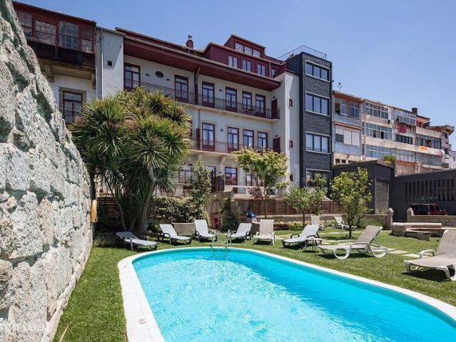 T3 de charme com Rentabilidade garantida, terrao e piscina, na Baixa