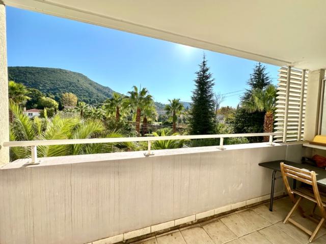 T3 de charme avec Terrasse et Box – Marseille 9e, Traverse Regny – secteur Cabot / Saint Tronc