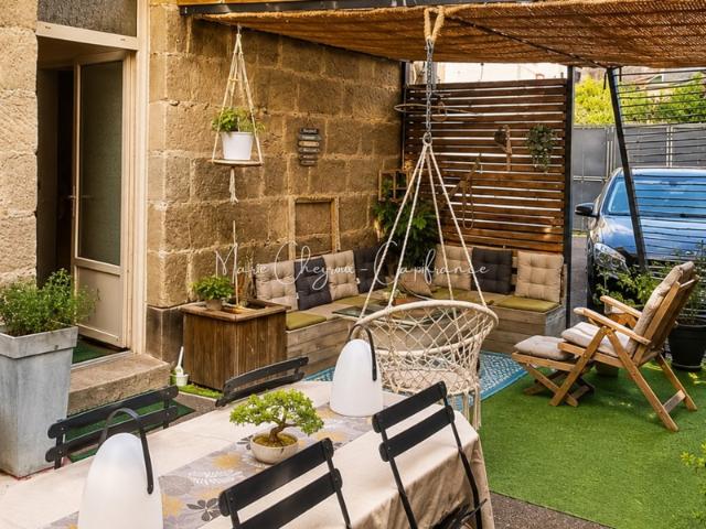 T3 de charme avec terrasse et parking privé – Centre ville à pied – BRIVE 19