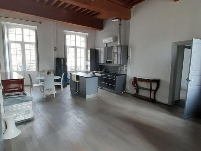 T3 de charme rénové, quartier Carmes