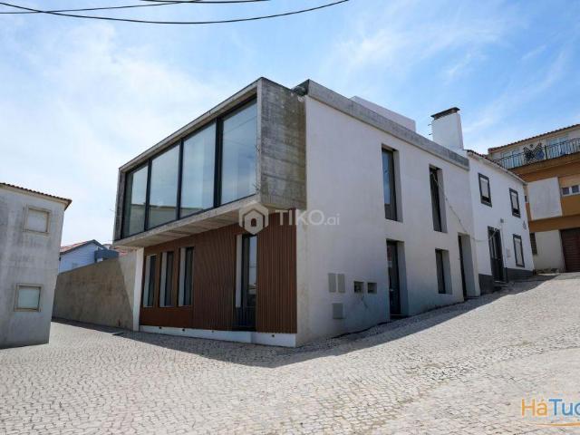 T3 DE CONSTRUÇÃO NOVA NO CENTRO DA LOURINHÃ | 116 M² | 26084091357