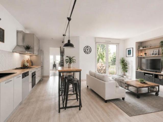 T3 DERNIER Etage avec BALCON et Parking