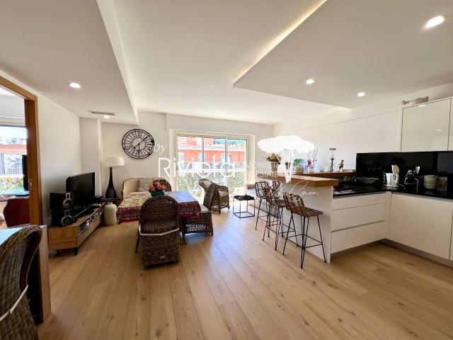 T3 DERNIER ETAGE EN CENTRE VILLE !