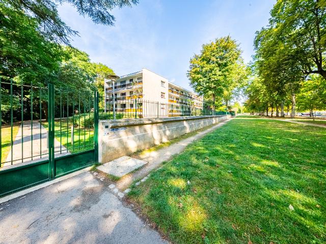 T3 Dijon Parc de la Colombière