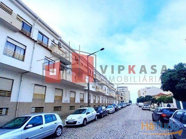 T3 Duplex, com suite, garagem 3 viaturas, terraço e varanda | 25053919306