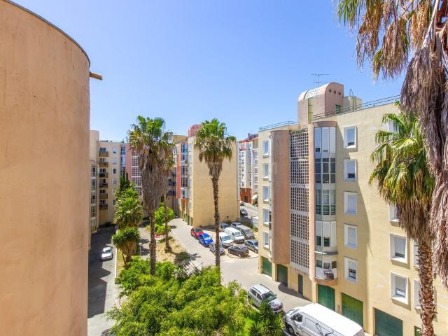 T3 Duplex com Vista Desafogada no Monte da Caparica