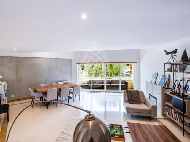 T3 Duplex Condomínio Fechado | Bicesse, Cascais