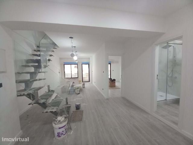 T3 Duplex Costa da Caparica
