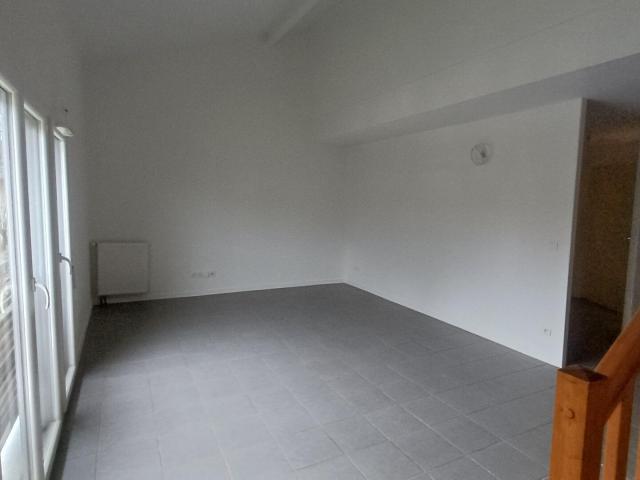 T3 DUPLEX DE 67 M2 AVEC 2 PLACES DE PARKING DONT 1 AU SOUS SOL