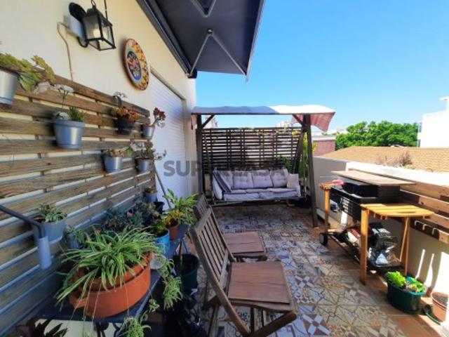 T3 Duplex na baixa de Faro, com enormes varandas