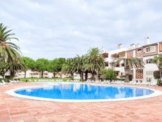 T3 em condominio privado com jardim, piscina e vista mar