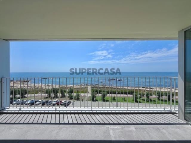 T3 em Primeira Linha de Mar