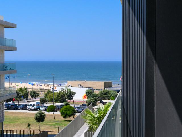T3 em Primeira Linha de Mar