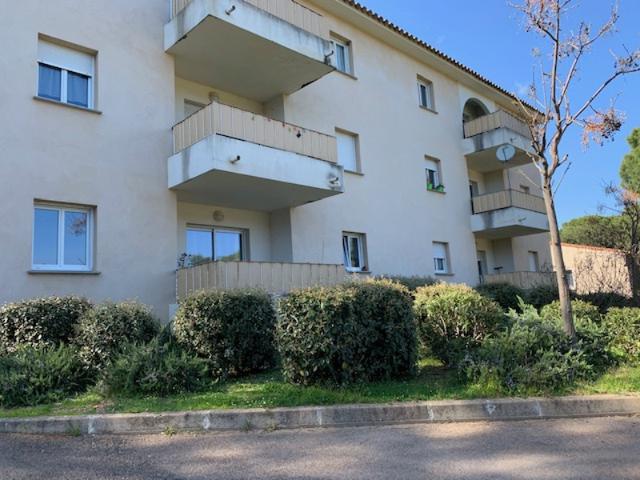 T3 EN REZ DE CHAUSSEE QUARTIER PRECOJO