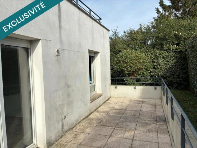 T3 en rez de jardin avec grande terrasse