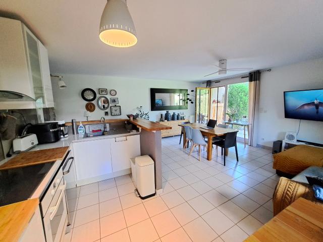 T3 EN REZ DE JARDIN proche Vieux Seynod