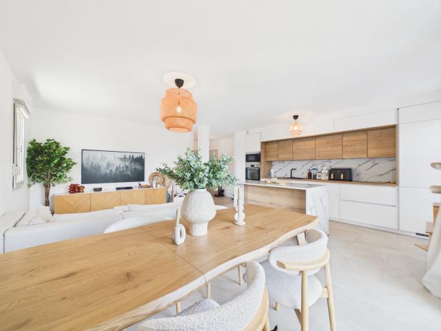 T3 entièrement rénové 68 m2 Balcon avec vue dégagée