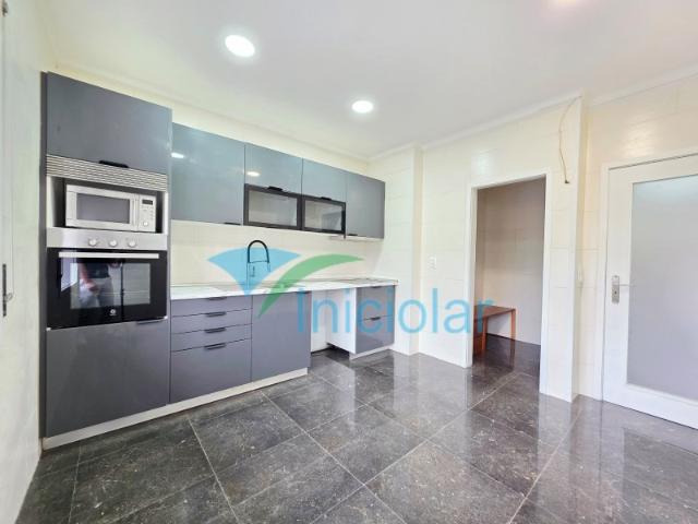 T3 Fânzeres| 3 Frentes| Varandas| Garagem