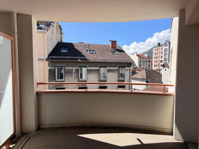 T3 – GRENOBLE – Rue Marx Dormoy