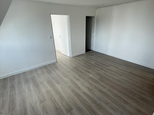 T3 Hyper centre Douai