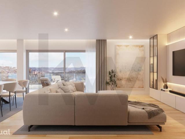 T3 Lisboa Campolide Vende com garagem