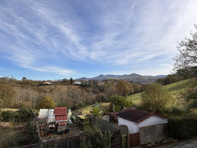 T3 loué de 66m² avec terrasses, jardin et garage à ST PEE SUR NIVELLE 100 000 €
