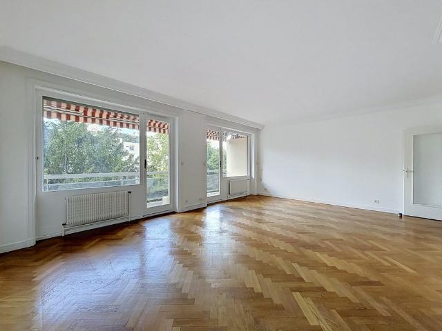 T3 Lumineux 94 m² avec balcons deux chambres, cave et parking