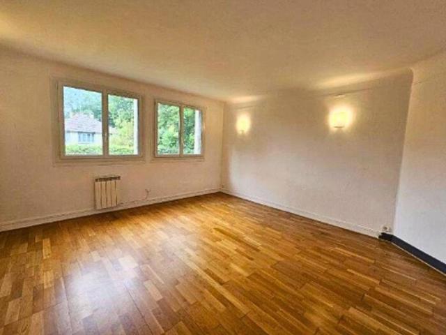 T3 lumineux au calme avec jardin et garage
