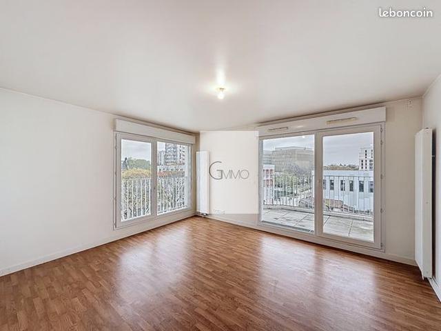 T3 lumineux avec double balcon et parking – L’Haÿ les Roses