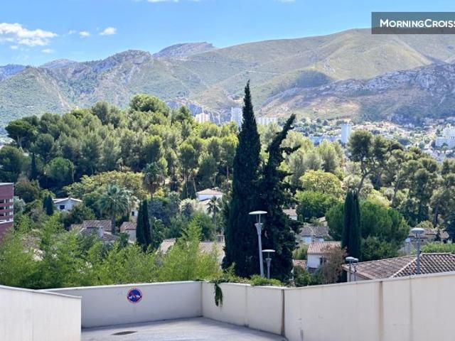 T3 lumineux avec terrasse & piscine