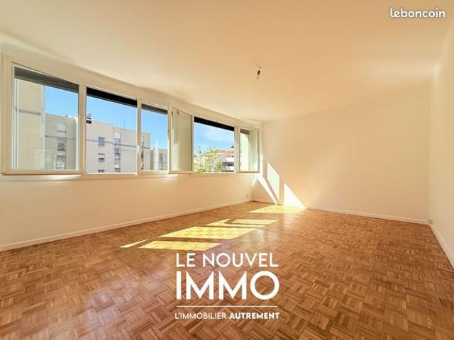 T3 lumineux de 65 m² – Traversant – Balcon – Cœur de village ROGNAC