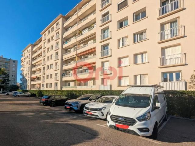 ? T3 lumineux – Les Routes Toulon