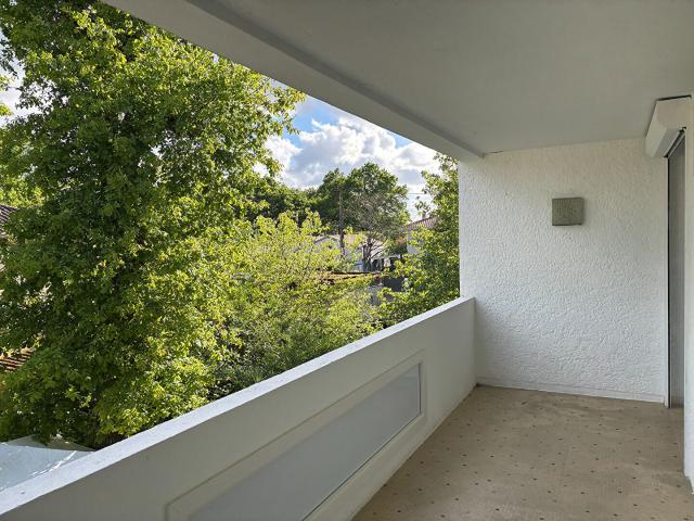 T3 lumineux rénové avec grande terrasse et stationnement privé ? Pessac