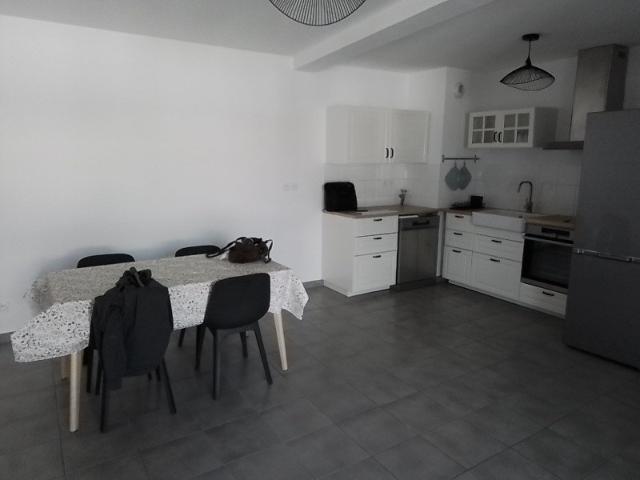 T3 meublé 3ème étage + Loggia, Oullins