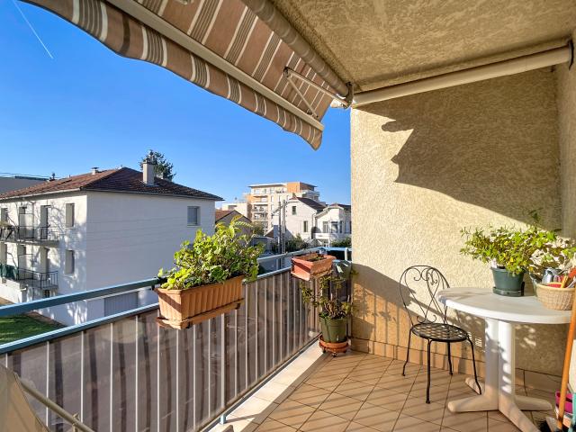 T3 MEUBLE – 67M2 – CLIMATISATION – BALCON – LYON 8/VENISSIEUX