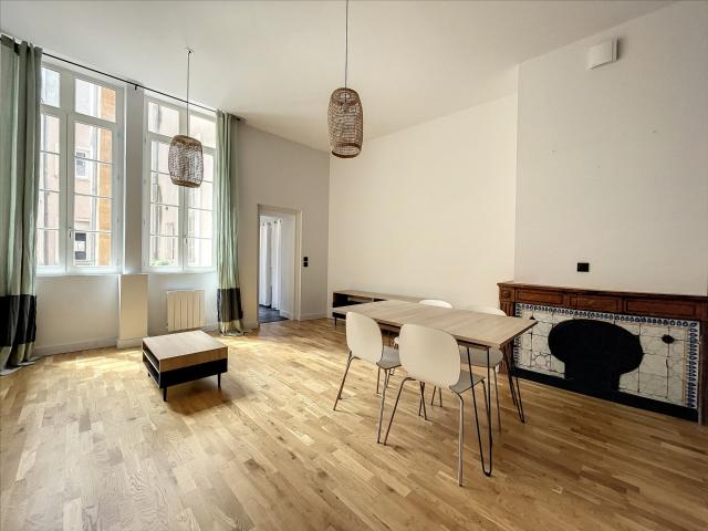 T3 – MEUBLE – 68 m2 – 69001 – LYON