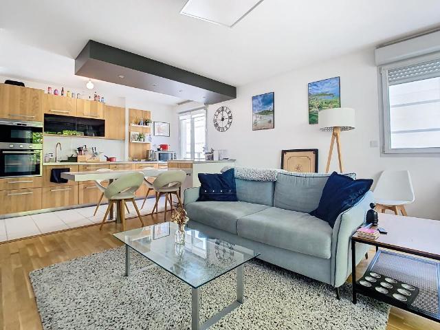 T3 – MEUBLE – 69003 – LYON