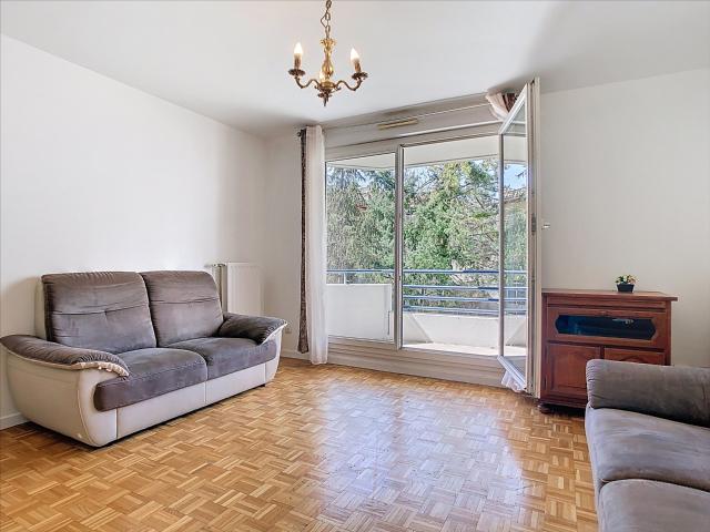 T3 MEUBLE – 74 m2 – BALCON – GARAGE – 69008 LYON