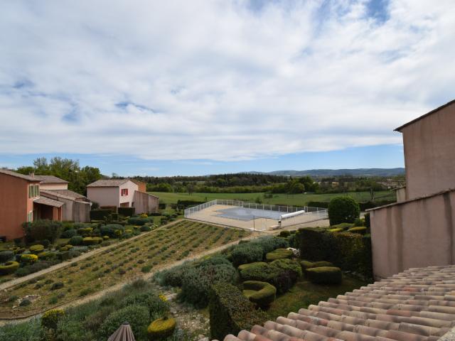 T3 meublé avec terrasse, vue et piscine Résidence sécurisée Saint Trinit