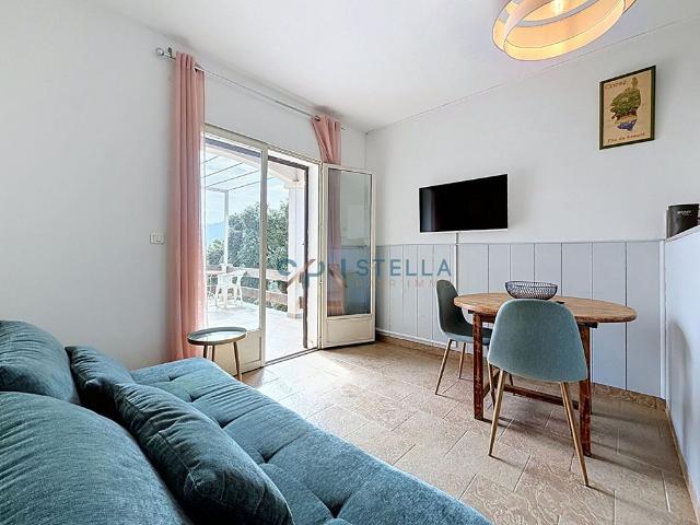T3 meublé de 40 m² en bas de villa Plaine de Peri