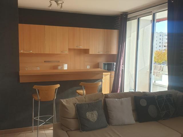 T3 MEUBLE LYON 5 T4 spacieux et lumineux de 145 m2 Hyper Centre de CLERMONT FERRAND