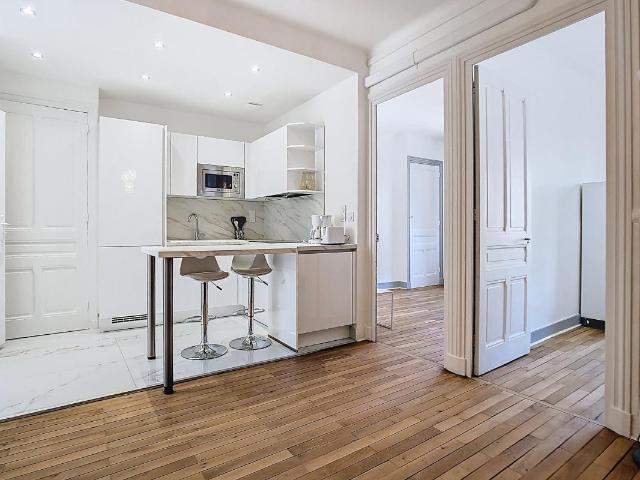 T3 MEUBLE RENOVE – 49 m2 – 69007 LYON