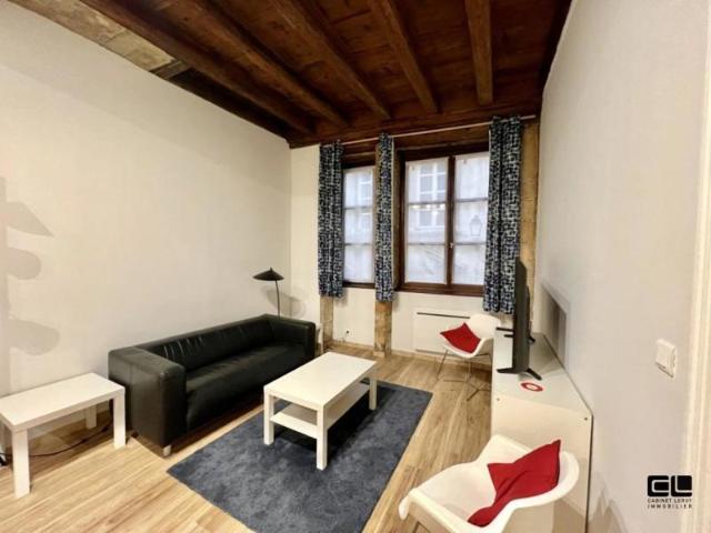 T3 Meublé Rue juiverie LYON 5ème 1 280.00 CC